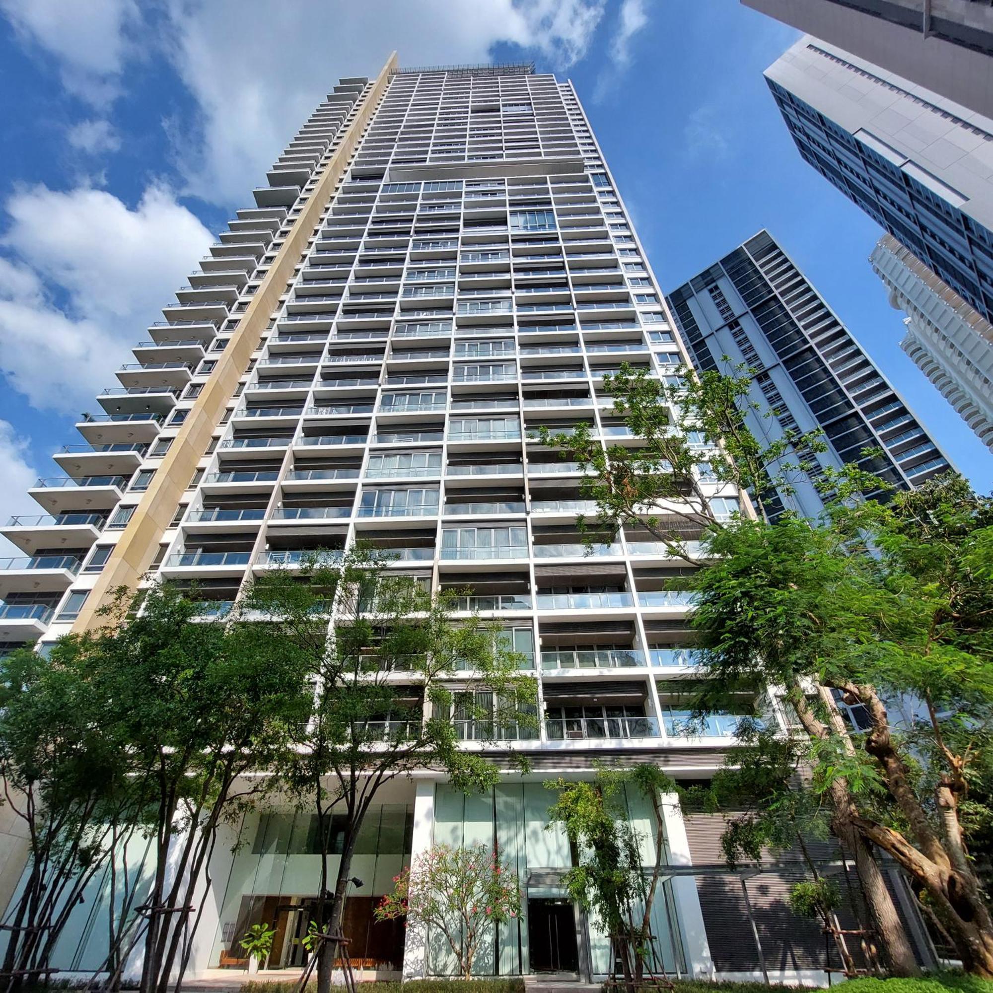 Sea View Apartment In Pattaya Exterior photo