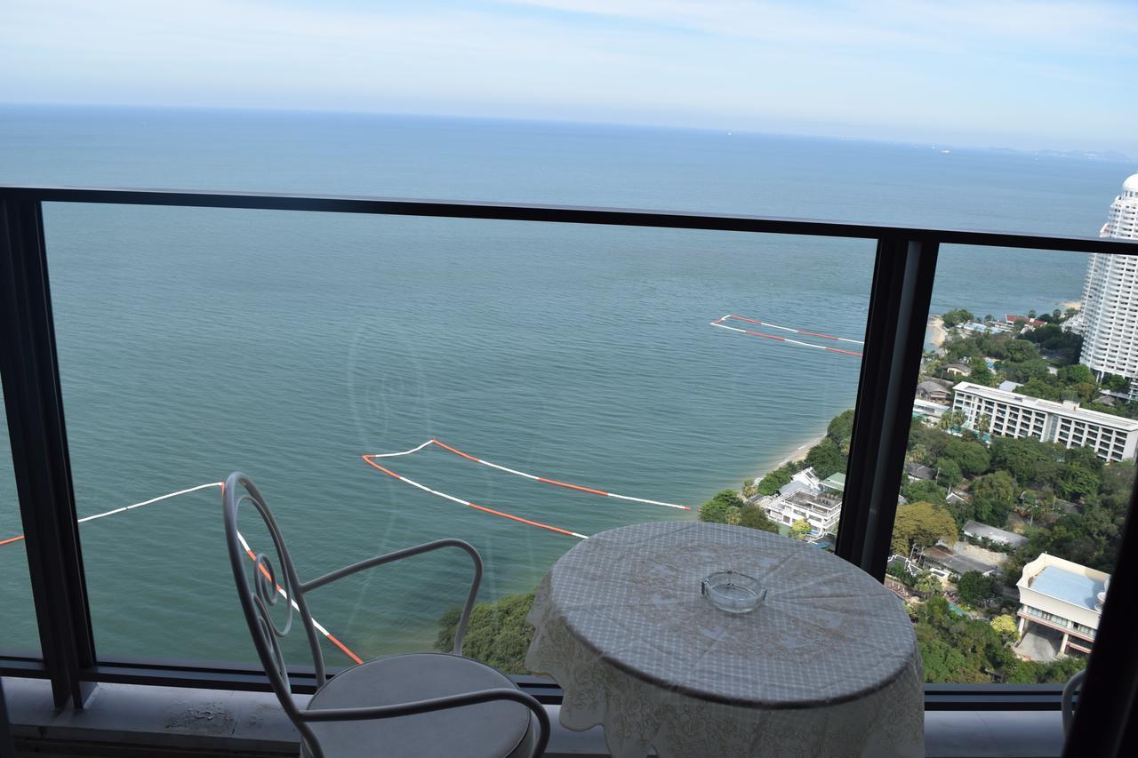 Sea View Apartment In Pattaya Exterior photo